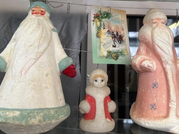 Vintage New Year tree decorations on display in N Kazakhstan