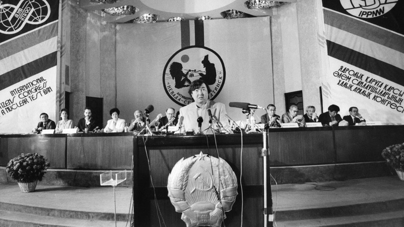 Бір-бірімізді қолдау арқылы ғана биіктен көрінеміз &ndash; Олжас Сүлейменов