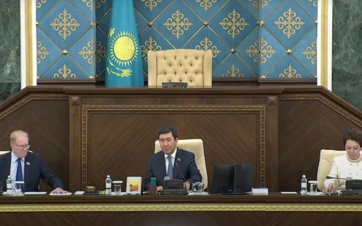 Majilis Speaker summarizes Parliament’s legislative work for 2025