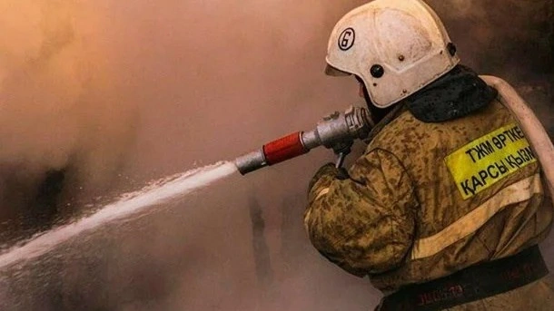 Large fire erupts at market in Atyrau