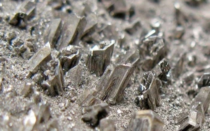 Южная Корея начнет поставлять в США критически важный минерал