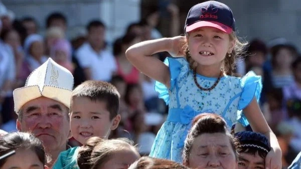 Qyrǵyzstan halqy 7,4 mln adamǵa jaqyndap qaldy 