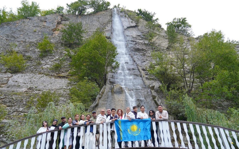 От&nbsp;Старого города до&nbsp;Нафталана: чем Азербайджан привлекает туристов из&nbsp;Казахстана