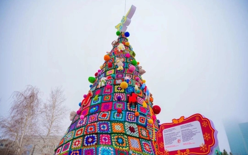 Unique eco-New Year tree with Kazakh ornaments unveiled in Astana
