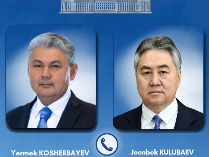 Kazakh, Kyrgyz FMs hold phone talks