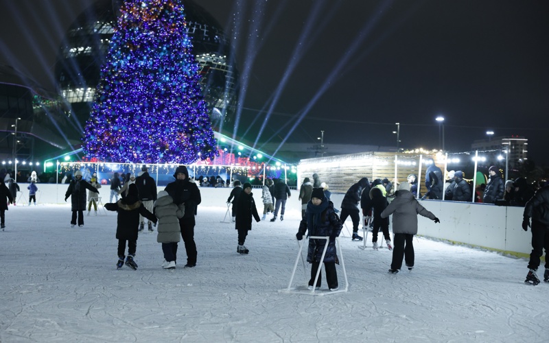 Astanalyqtar 2026 jyldy qalaı qarsy aldy