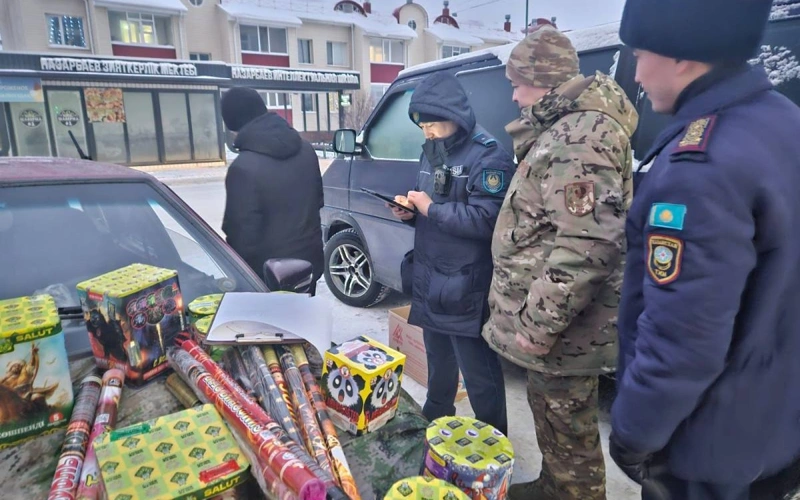 Почти шесть тысяч потенциально опасных фейерверков изъяли в СКО