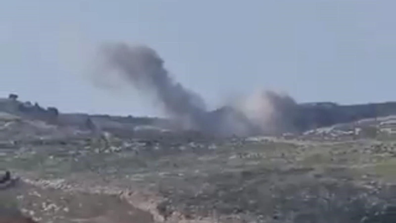 Israel strikes Hezbollah targets in southern Lebanon