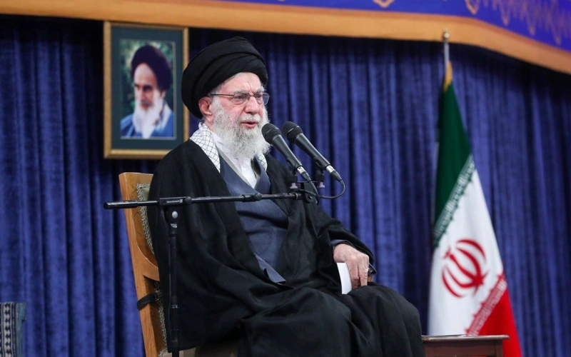 Хаменеи заявил о необходимости «поставить на место» зачинщиков беспорядков в Иране