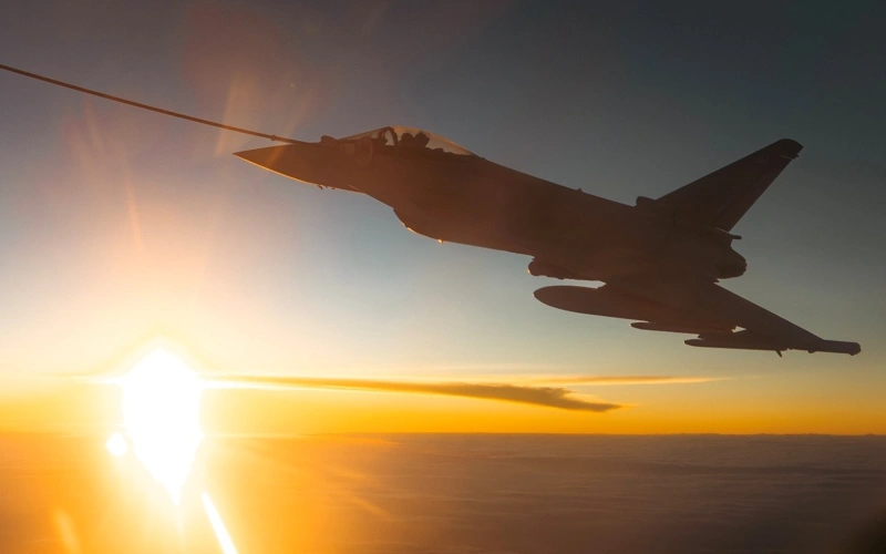 Великобритания и Франция нанесли совместный удар по объекту ИГ в Сирии