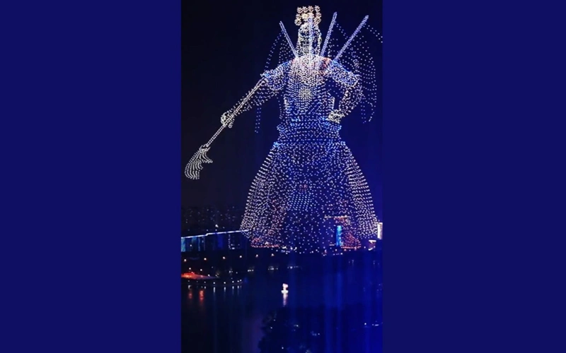 Spectacular Chinese opera show fuses tradition with technology