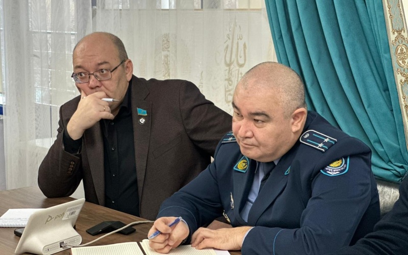 Qonaevta sý&nbsp;jelisine qatysty múlik daýy shyqty: depýtat prokýrormen kezdesti