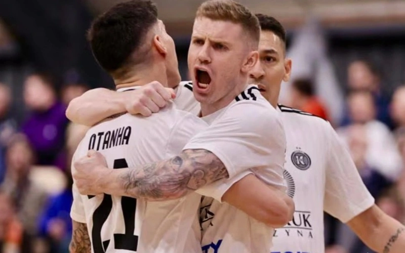 футзалчилар