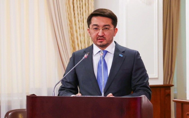 Kazakhstan to boost internet traffic transit via Caspian fiber optics