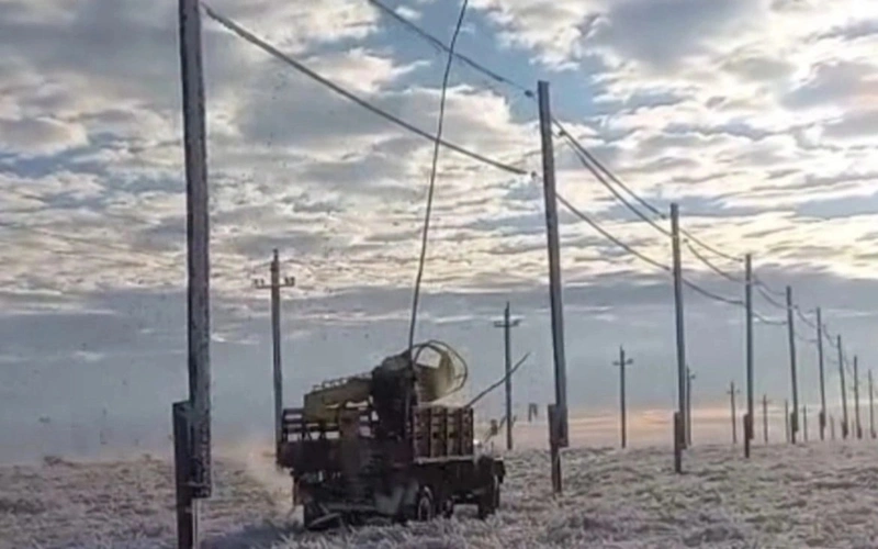 Сильный ветер оставил без света 9 сел в Актюбинской области