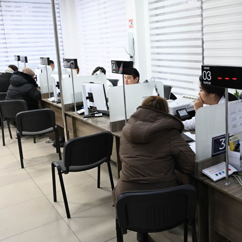 Дархан Сатыбалды ознакомился с внедрением цифровых решений в системах жизнеобеспечения Алматы