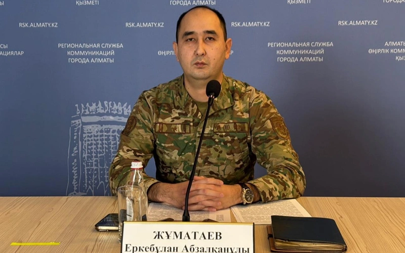 Almatylyq qutqarýshylar Rojdestvo kezinde qaýipsizdikti kúsheıtti 