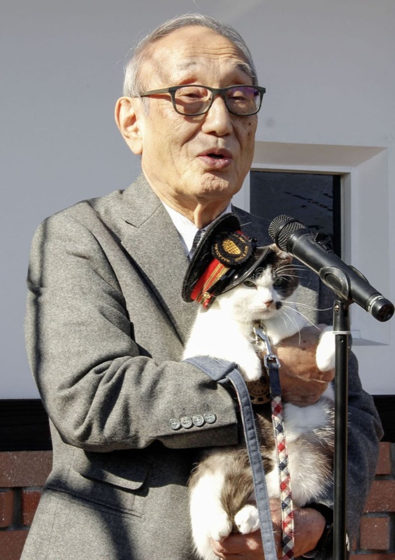 Japan railway appoints 3rd cat stationmaster Japan railway appoints 3rd cat stationmaster