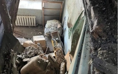 Temirtaýda kópqabatty turǵyn úıdiń shatyry opyrylyp tústi