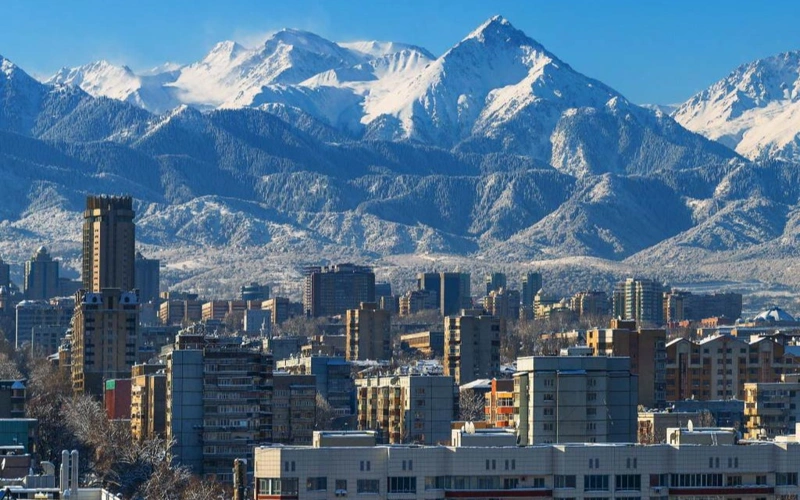 Алматы, город. горы, зима
