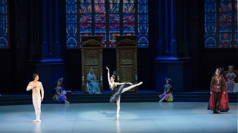 Astana Opera rings in the New Year with Swan Lake debuts Astana Opera rings in the New Year with Swan Lake debuts