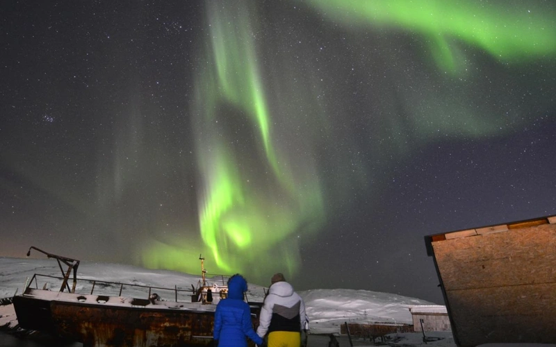 полярное сияние из-за магнитной бури