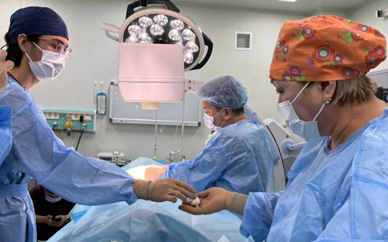 Алматы, операция, ДГКБ 2