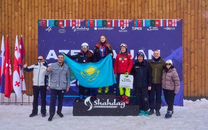 Казахстанские лыжницы завоевали медали на международном турнире в Азербайджане