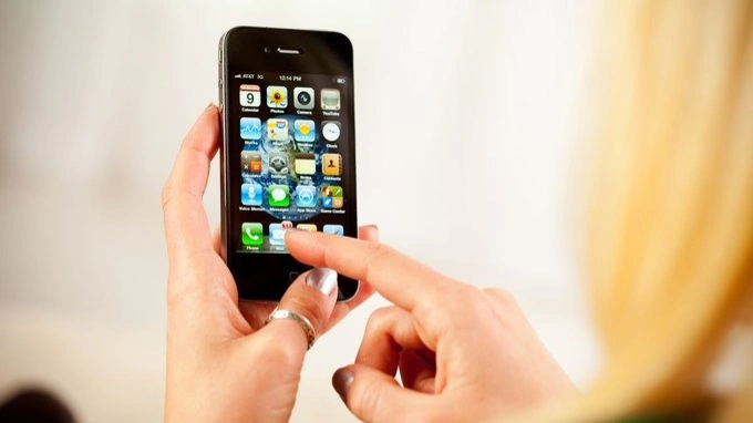 iPhone 4 снова в моде: спрос вырос на 1000%