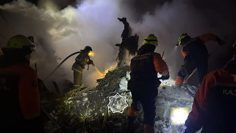 Мужчина и ребенок погибли в пожаре в частном доме в СКО
