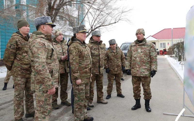 Министр обороны проверил воинские части и органы управления в Кызылординской области