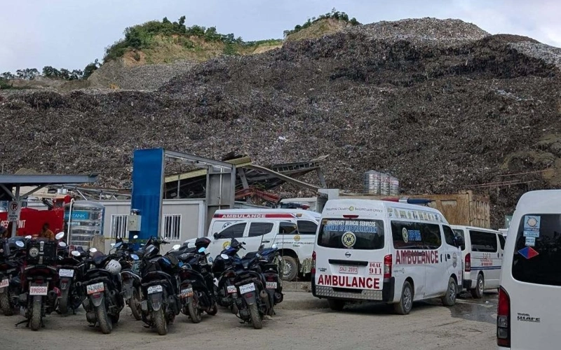 Death toll in central Philippine landfill collapse climbs to 6