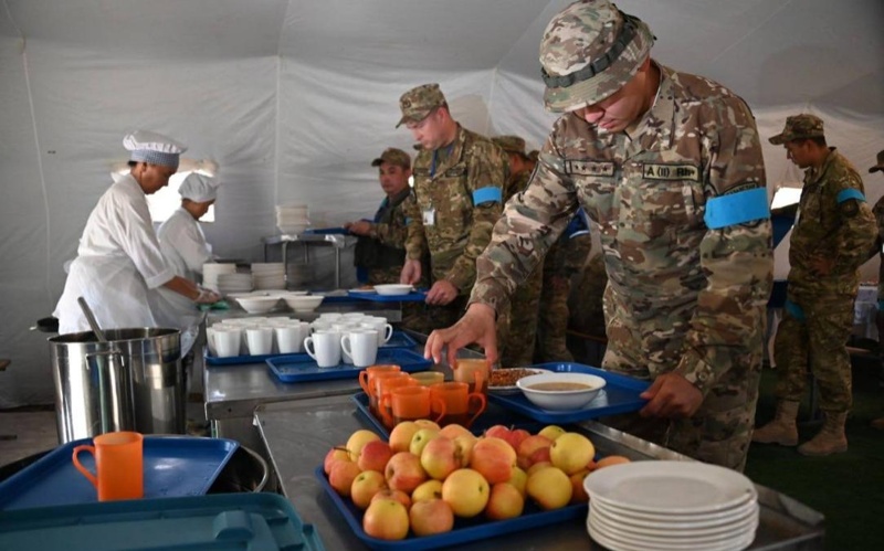 Стоимость пайка для военных увеличили в Казахстане 
