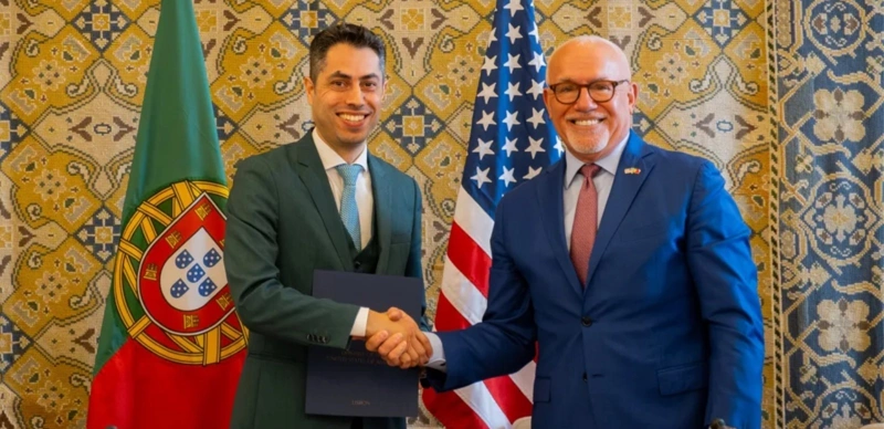 Portugal signs the Artemis Accords