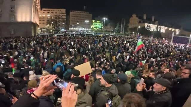 Sofııada kezekten tys saılaýdy ádil ótkizýdi talap etken narazylyq sherýi ótti