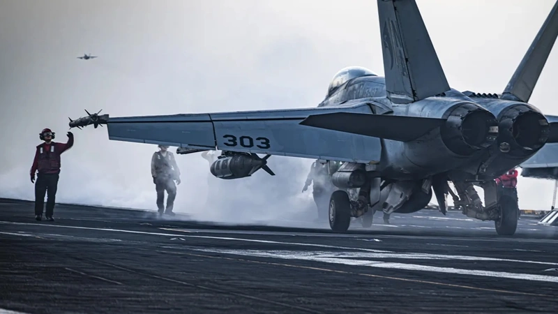 США нанесли серию ударов по террористам в Сомали