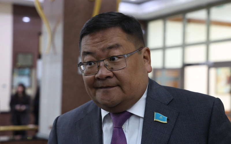 Айдос Сарым