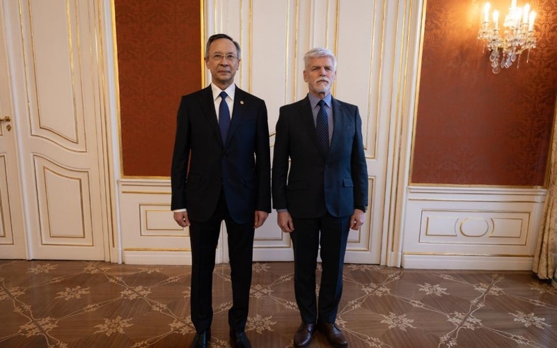 Ambassador of Kazakhstan Presented Letters of Credence to the President of the Czech Republic