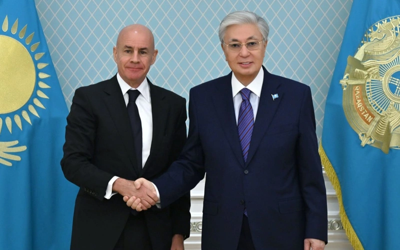 Президент Казахстана принял президента Международной федерации лыжного спорта и сноуборда