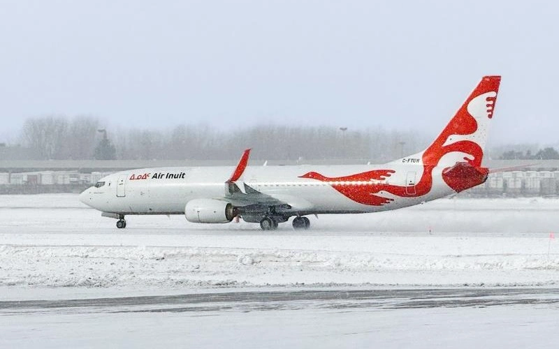 Boeing 737-800NG combi