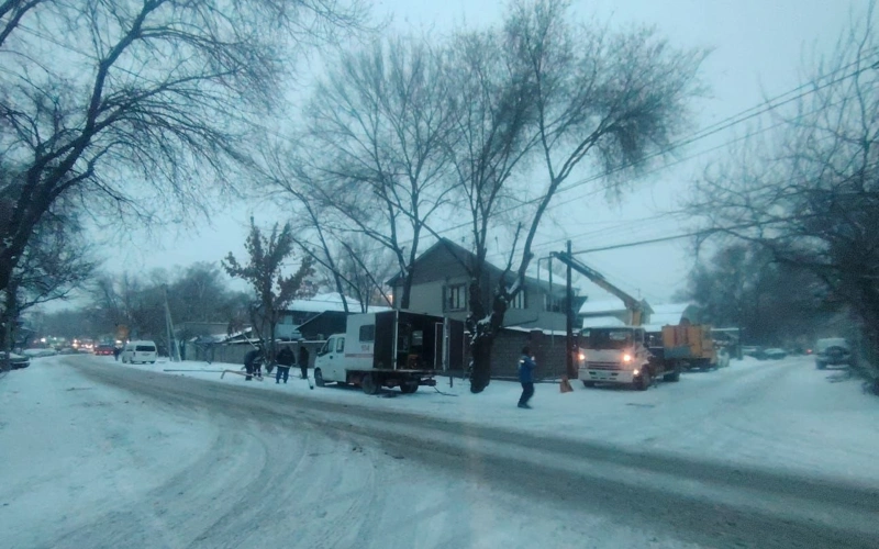 Ряд домов в Алматы остался без газа из-за ДТП