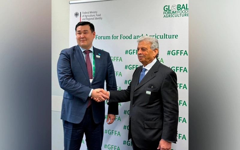 Азат Сұлтанов - Рана Танвир