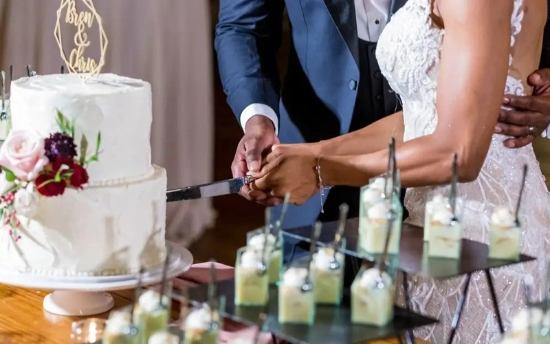 До 200 гостей и без кредитов: проведение торжеств намерены упорядочить в Кыргызстане