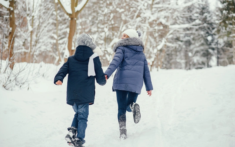 Где из-за мороза школьников перевели на дистанционное обучение
