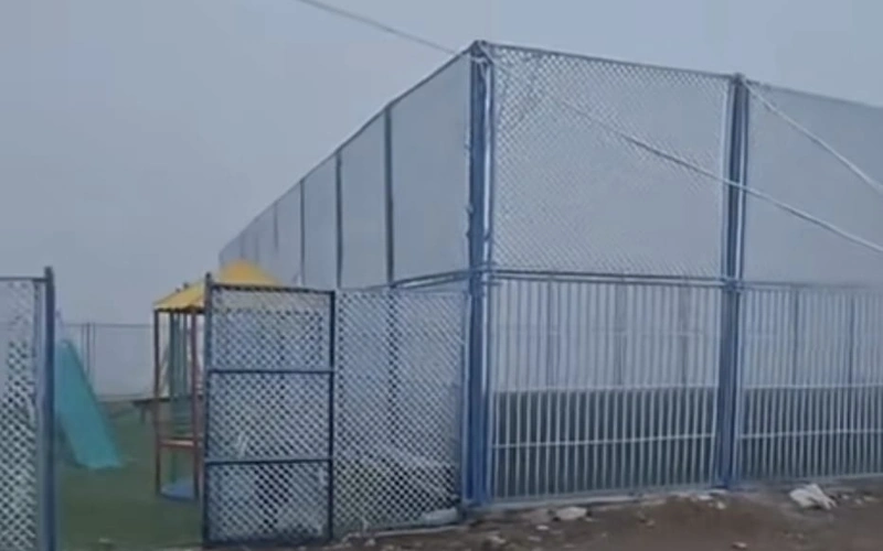 Túrkistan oblysynda balalar alańshasyna tartylǵan elektr symy qaýip tóndirip tur