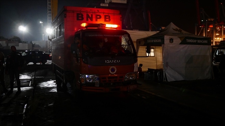 Indonesia reaches crash site of missing plane carrying 11 people