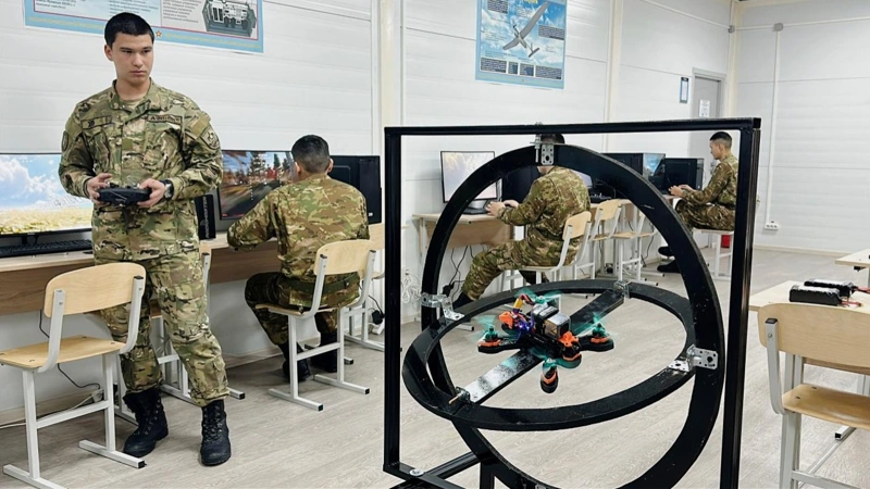 Школу подготовки специалистов БПЛА создали в казахстанском военном вузе