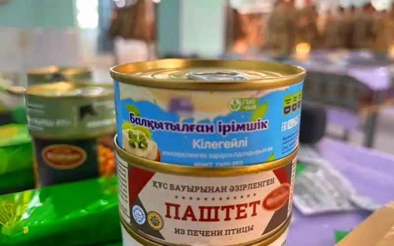 Казахстанские военные в полевых условиях получают рационы на 4,2 тысячи килокалорий сухпай, питание военных, сухой паек