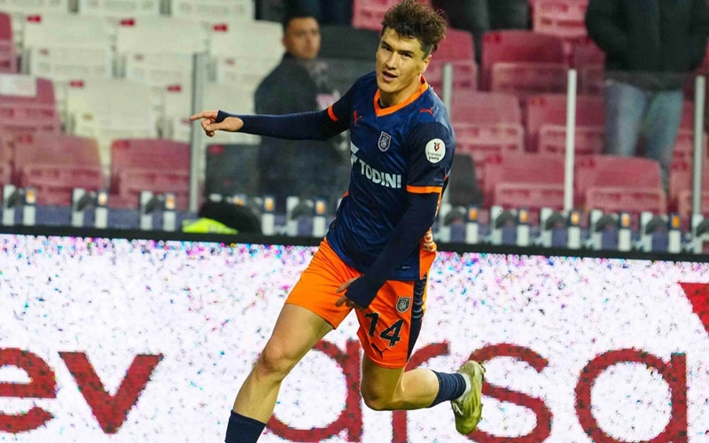 Элдор Шомуродов