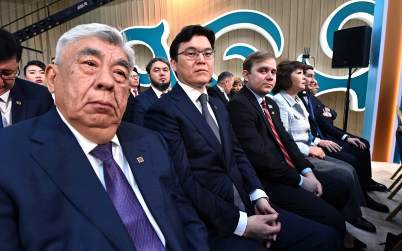 Kazakh President suggests constitutional amendment for early presidential elections